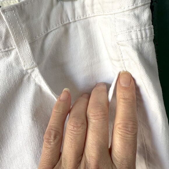 Jones of New York Sutton Short white denim. Sz 14 - Picture 3 of 6